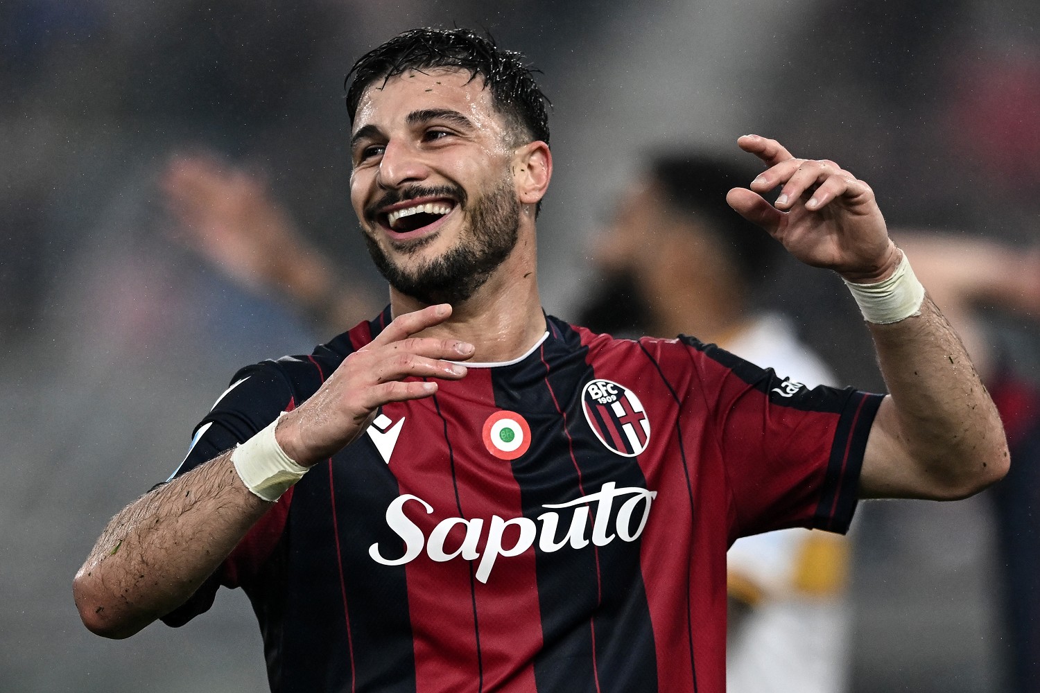 博洛尼亚客场对阵莱切预计首发：斯科鲁普斯基镇守球门，达米安入选名单
