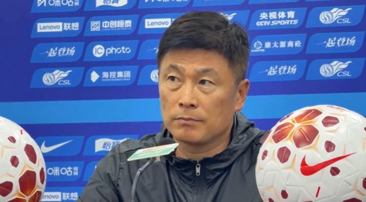 大连英博主帅李国旭：毛伟杰伤势未达比赛标准，其他球员将顶上