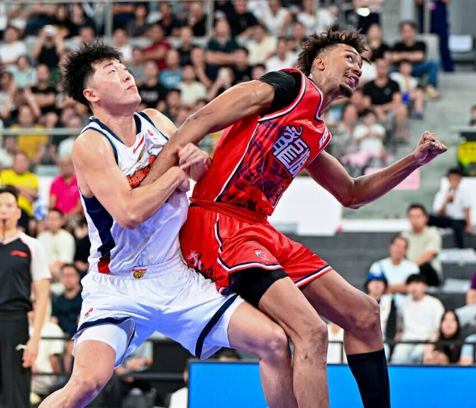 被对手轰23+20！广东内线再成天坑 今夏运作成谜