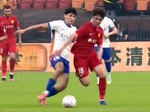 中超第27轮：重庆铜梁龙1-0山东泰山，张志雄破门