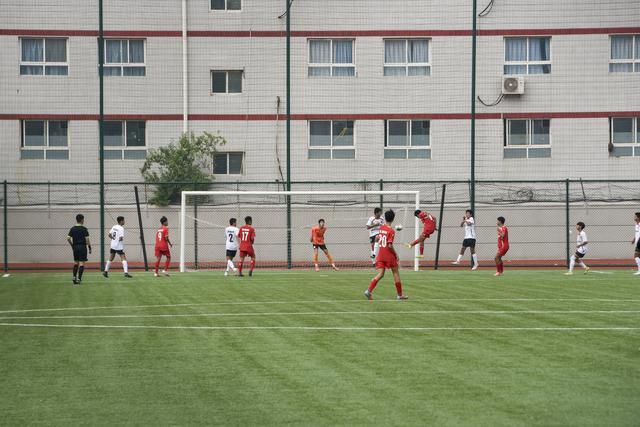 2026年郑州市青少年三大球联赛开赛 足球项目率先打响