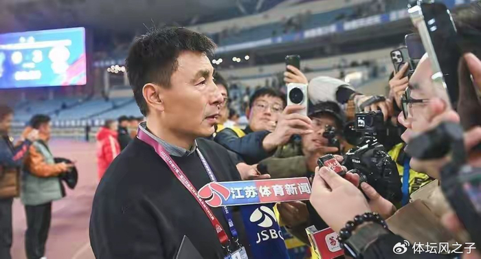 李玮峰被宁波队解雇，11轮不败难逃财务危机，停职真相曝光