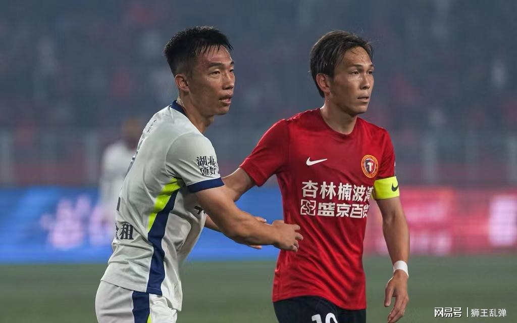 津门虎受益三镇铁人平局 拉开保级积分差距引热议