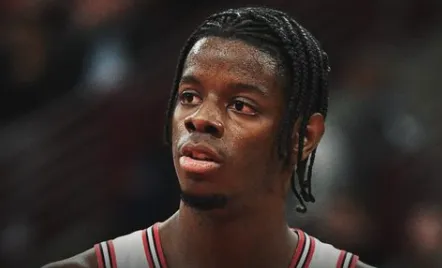 凯莱布-威尔逊NBA季前赛场均17.7分，投篮命中率45%