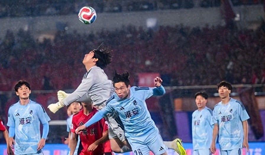 2026苏超四强出炉！锡常盐泰晋级，半决赛对阵引热议