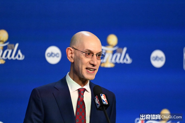 NBA总裁萧华：智能篮球最快明年上线 将辅助裁判精准判罚