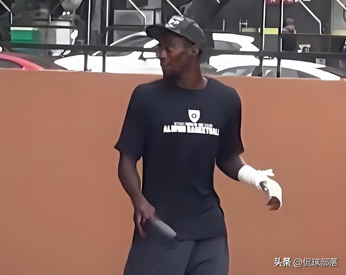 广东宏远紧急签下弗格和阿祖布克，萨姆纳骨折影响首阶段赛程