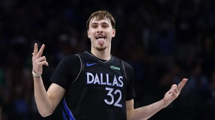 ESPN:独行侠老将仍让最佳新秀弗拉格背包干新秀活