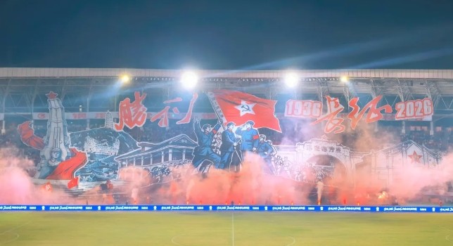 湘超娄底队2-2邵阳队，巨型双层TIFO致敬长征胜利90周年