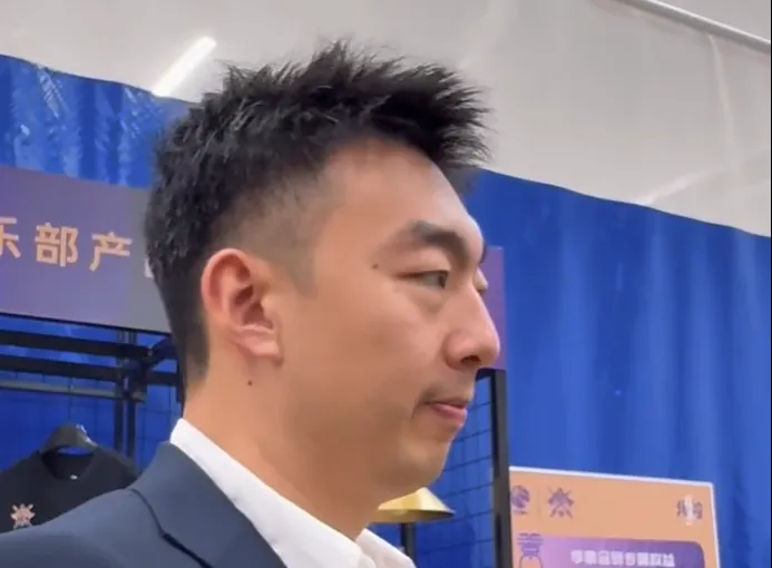 刘家成：北控男篮新赛季目标重返季后赛并冲击八强