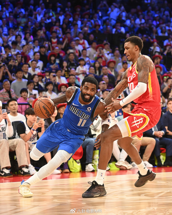 欧文复出首秀砍17分！NBA中国赛独行侠战火箭
