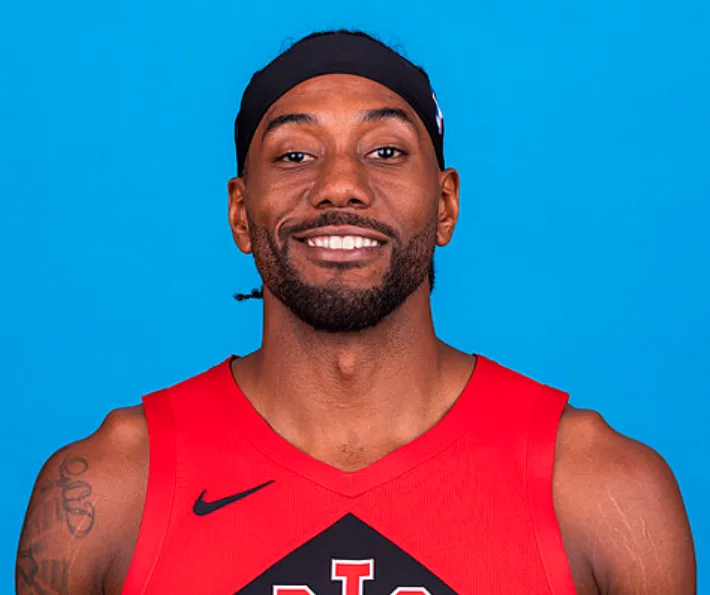 NBA季前赛：猛龙半场86-47大胜尼克斯 伦纳德砍下21分