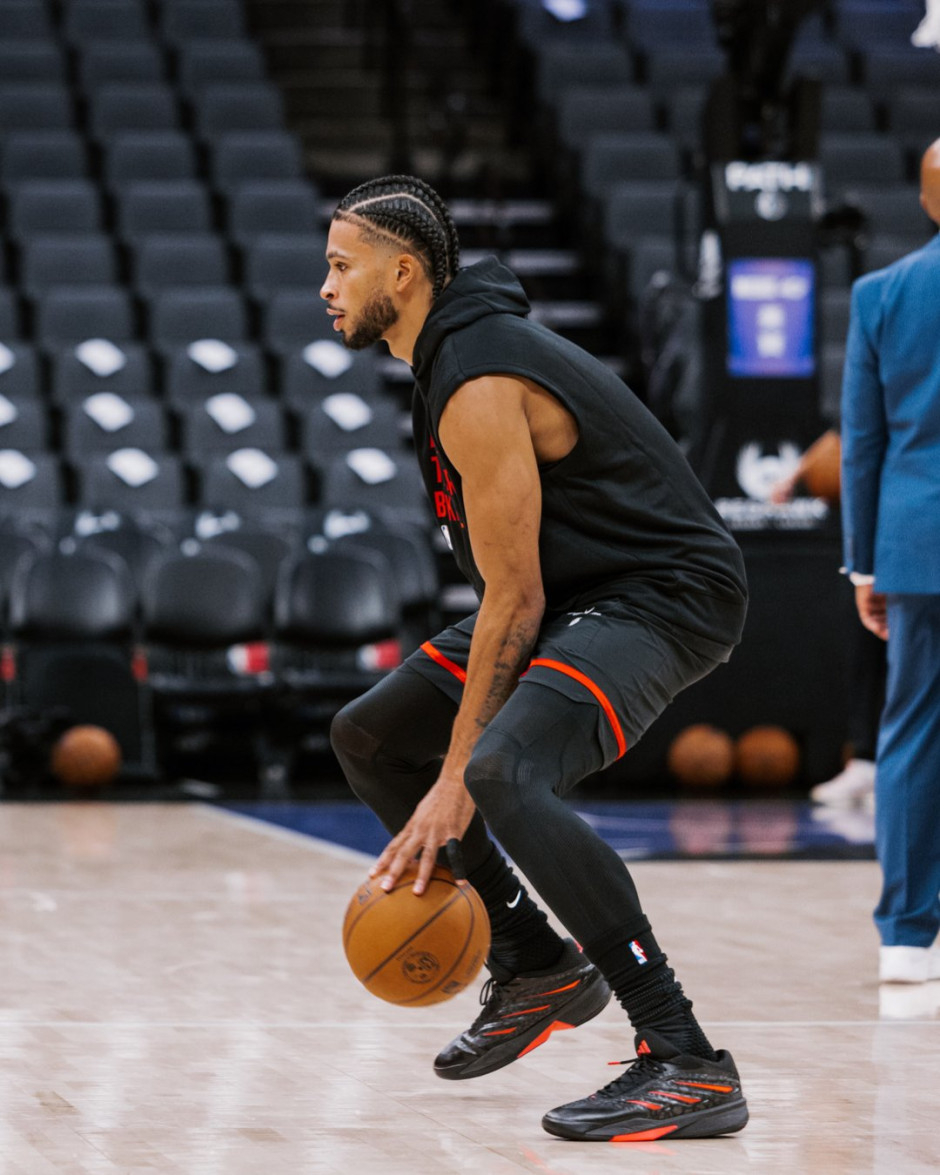 NBA季前赛开拓者vs国王：杨瀚森13分4板4助表现亮眼（10月14日）