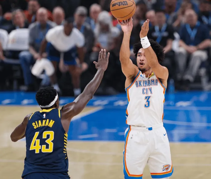 NBA季前赛:步行者100-100雷霆进入加时,哈利伯顿24分麦凯恩20分