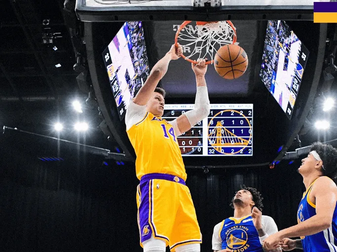 凯斯勒首秀亮眼！半场11分9篮板助湖人63-50领先勇士