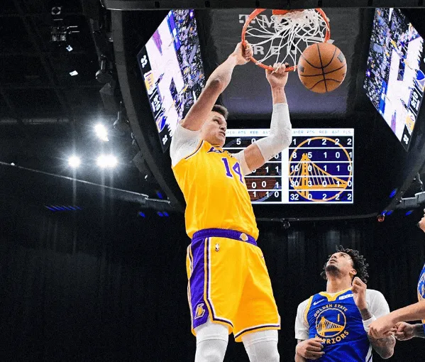 NBA季前赛湖人63-50领先勇士 里夫斯23分凯斯勒11+9正负值+15