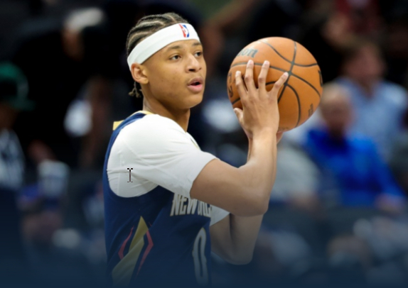 NBA季前赛：鹈鹕101-97力克独行侠 费尔斯16+5 锡安高效砍10分
