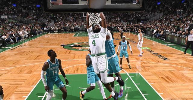 马祖拉：季前赛试验双塔战术 凯尔特人114-93大胜黄蜂