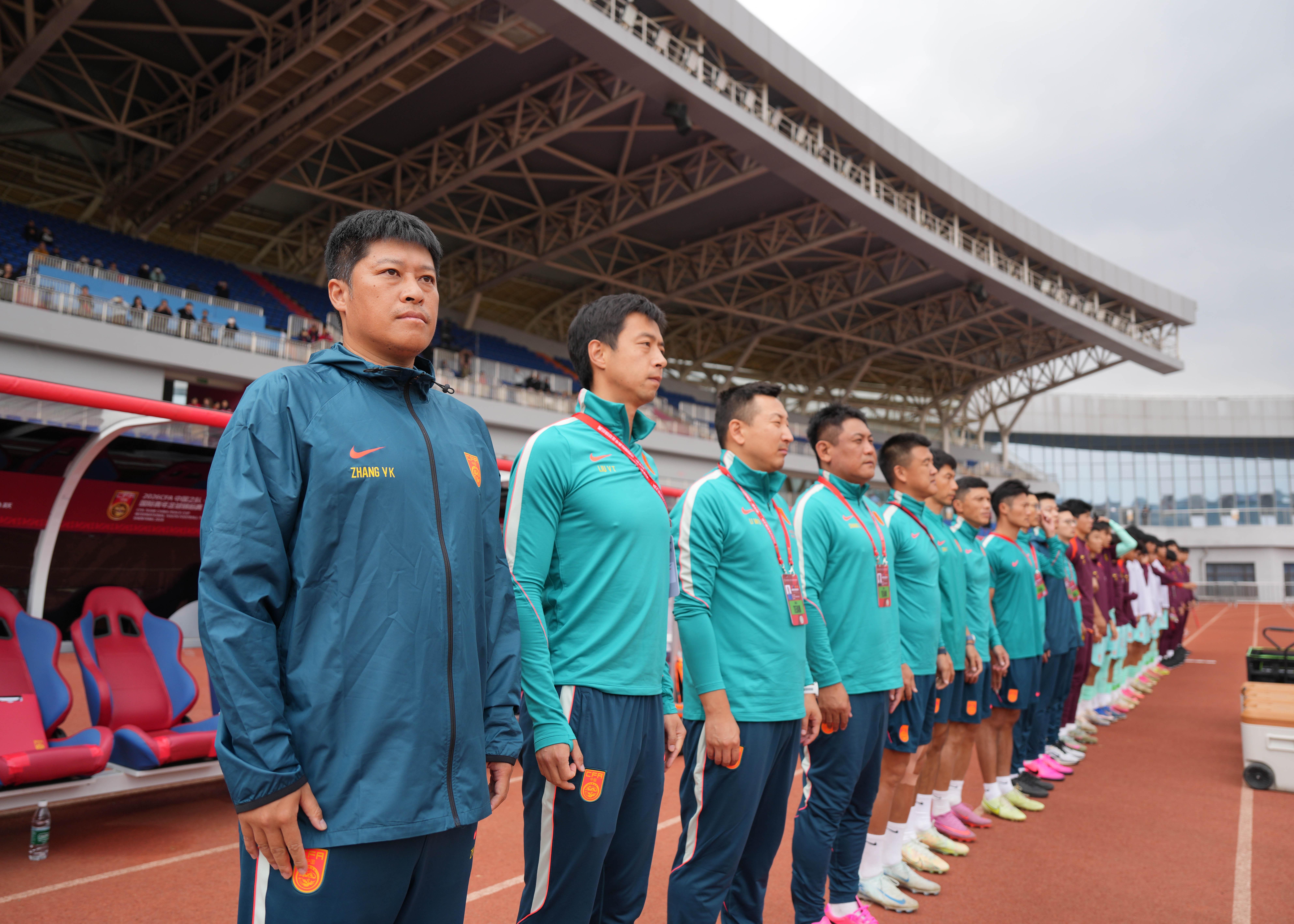 中国U16男足主帅张耀坤：海湾杯是宝贵锻炼机会