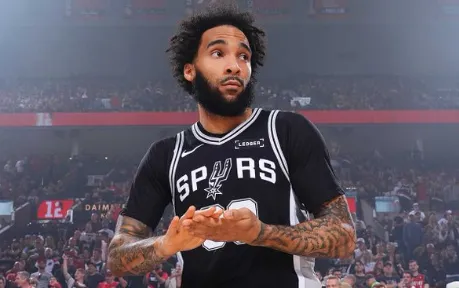 尚帕尼连续出战185场创NBA现役第二纪录 仅次于布里奇斯