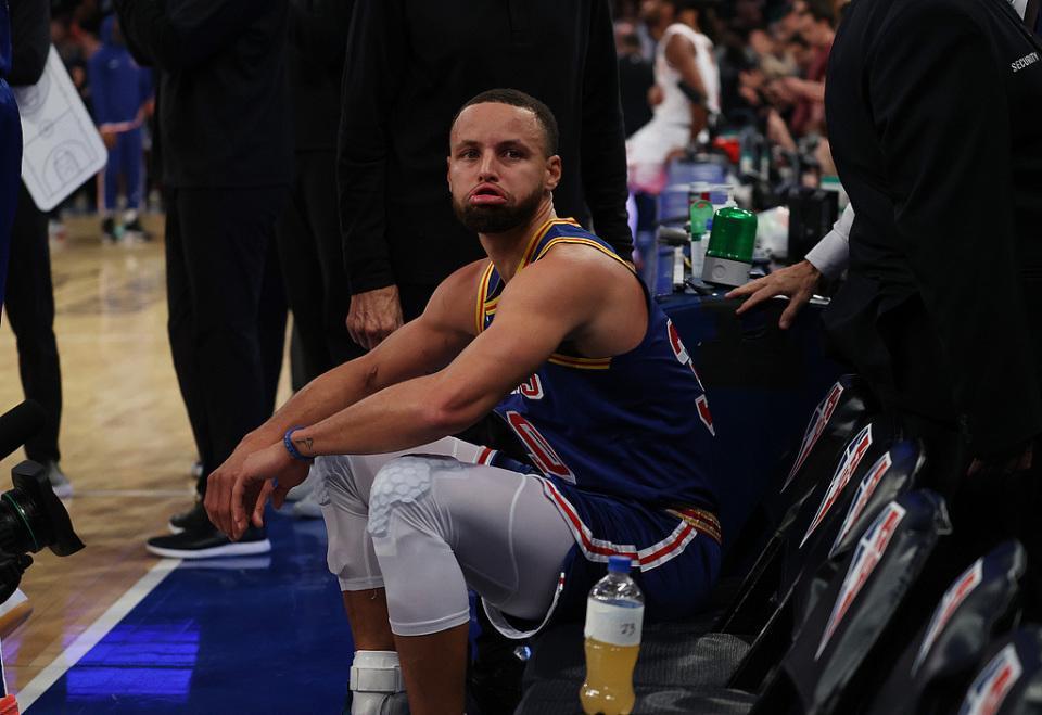 斯蒂芬·库里三分革命影响几何？NBA官网解析历史级投手价值