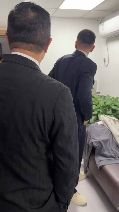 CBA揭幕战解说阵容揭晓：杨鸣杜锋同台，致敬经典‘三英战吕布’