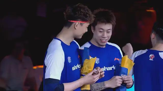 上海男篮102-68大胜深圳男篮，王哲林14+18，拉塞尔21分双外援仍需磨合