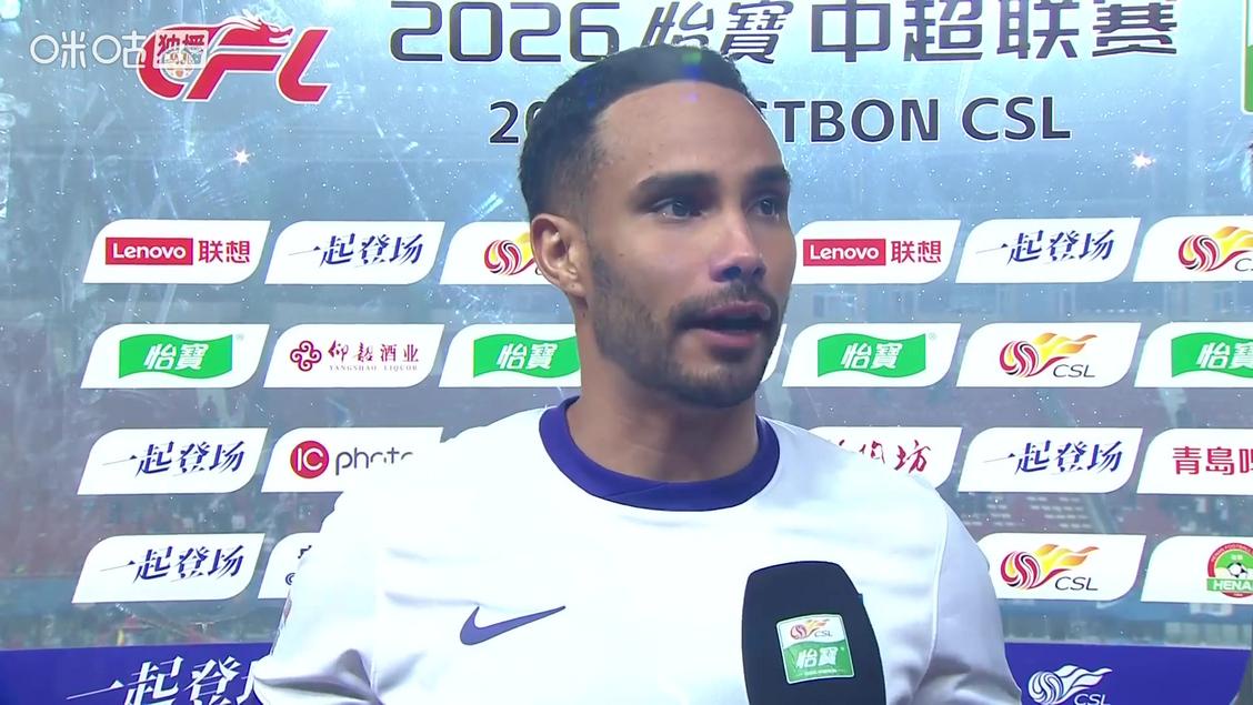 天津津门虎1-0河南保级成功 谢蒂内赛后泪洒现场