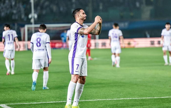 津门虎1-0胜河南队谢蒂内世界波 津门虎4连胜提前2轮保级在望