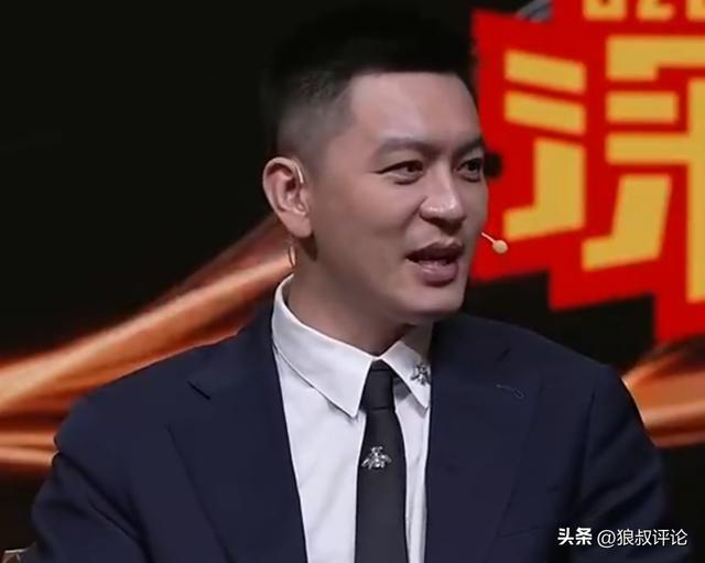 杨鸣：上海男篮揭幕战大胜深圳队 但王哲林隐患需警惕