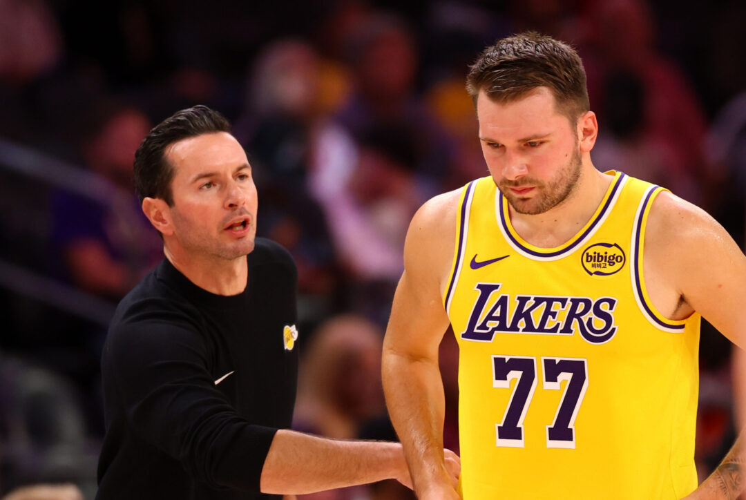 文班亚马领跑2027年NBA MVP竞争 雷迪克：50场前不讨论