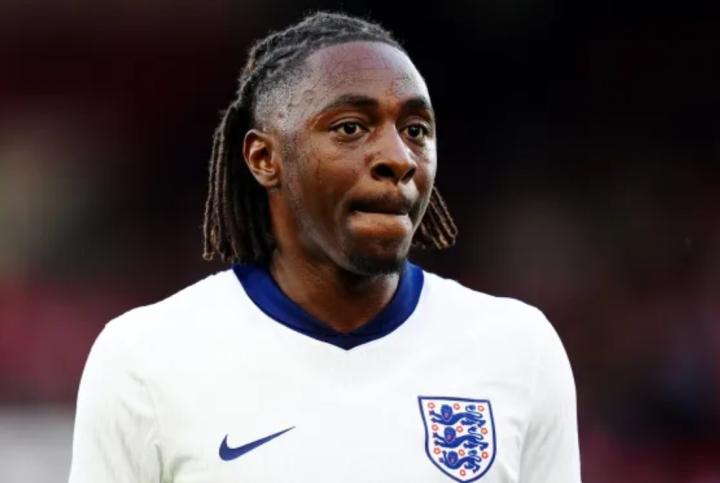 天空体育：阿森纳将埃尔内尼列入转会名单，并正对罗德里戈感兴趣