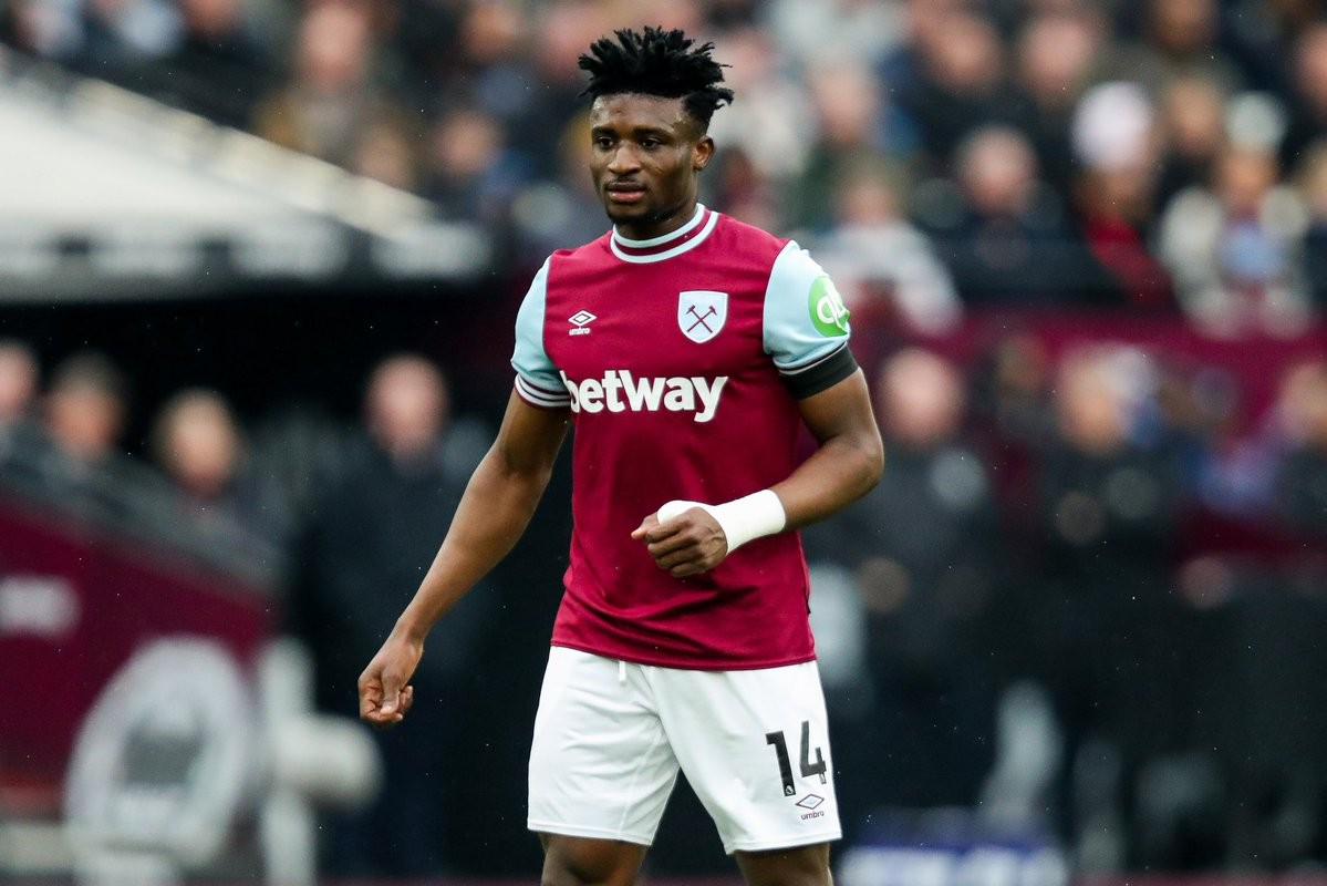 邮件:切尔西仍未排除引进库杜斯,但可能需要先出售球员