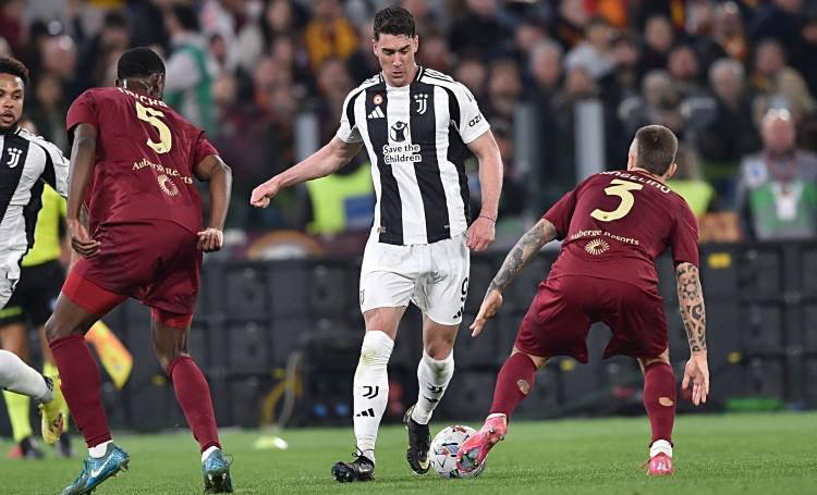 斯基拉：亚沙里已经十分接近转会到米兰，签约到2030年