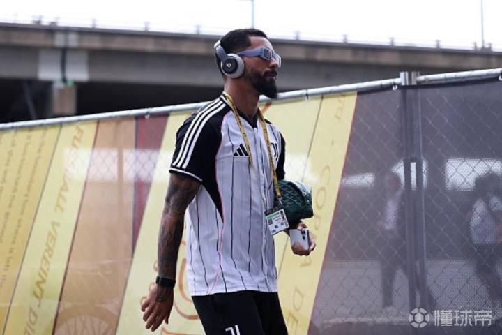 意媒：未来没有俱乐部报价，唯文或考量外租但需求强制买断