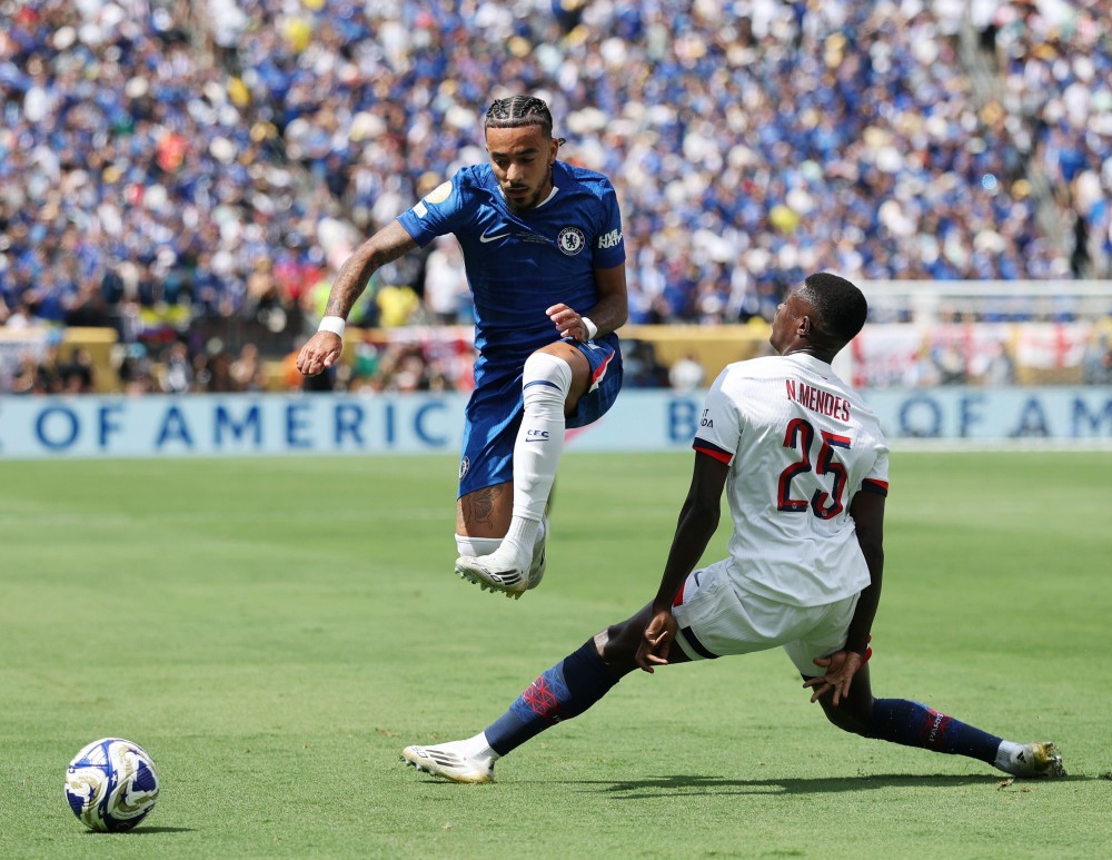 自1997年以来，PSG首次在国际赛场上半场结束时落后3球