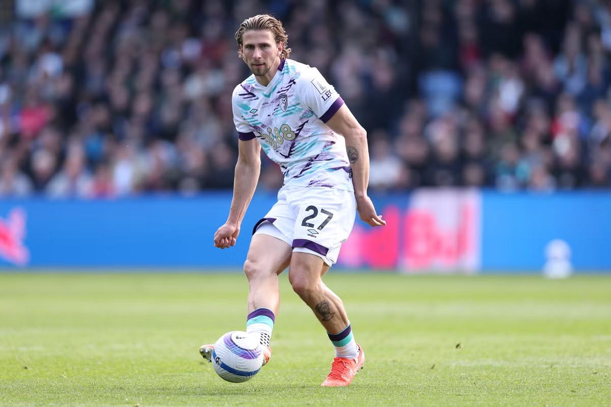 独立报告：巴尔尼仍想签下扎巴尔尼，伯恩茅斯坚持7000万欧要价