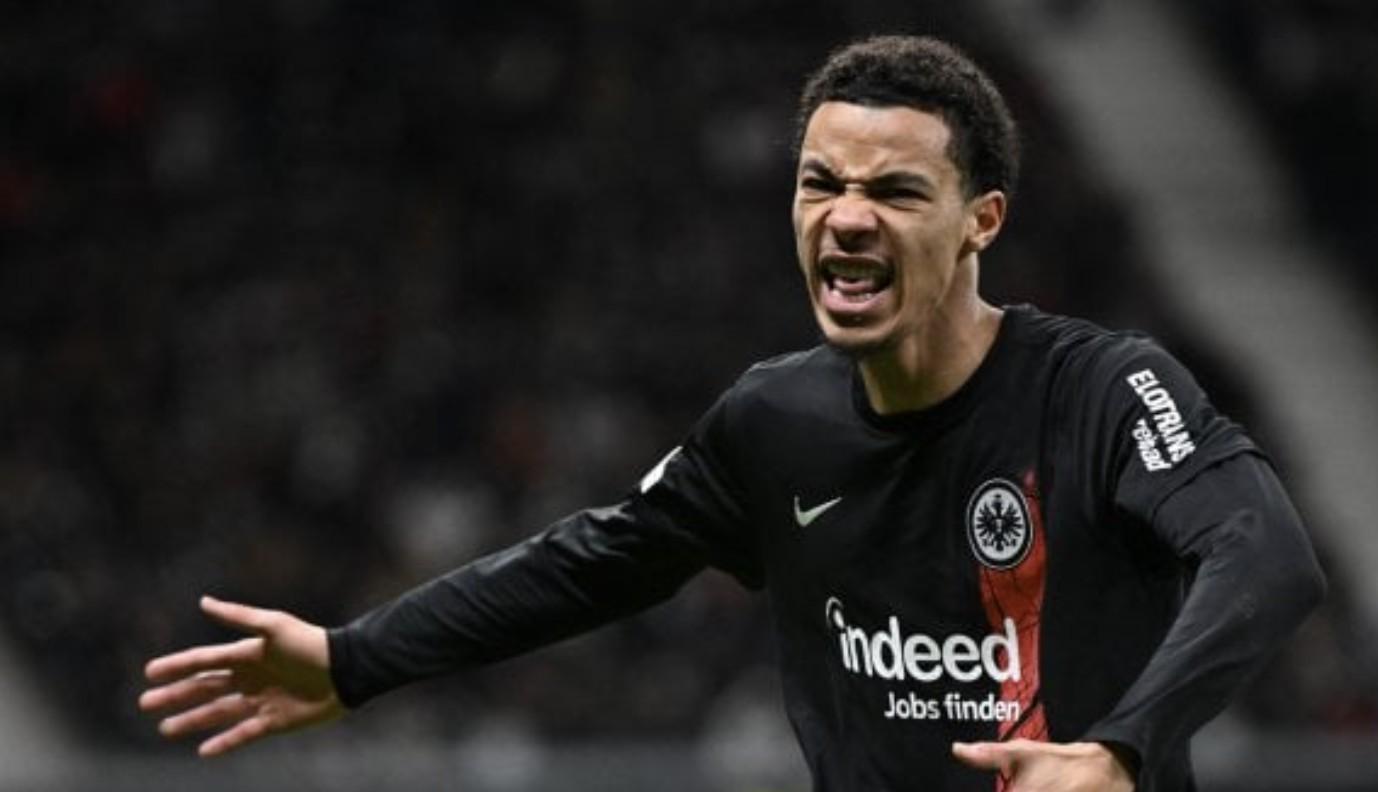 法媒：PSG将从埃基蒂克转会红军的交易中获得超过1500万欧分成