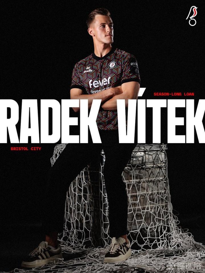 官方：门将维特克与曼联达成协议至2028年，并外租布里斯托尔城