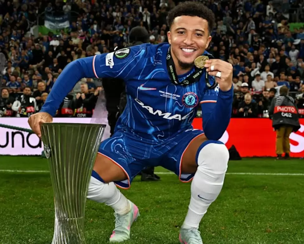 德天空：桑乔确实是多特所需的球员类型，但他没那么努力保持纪律