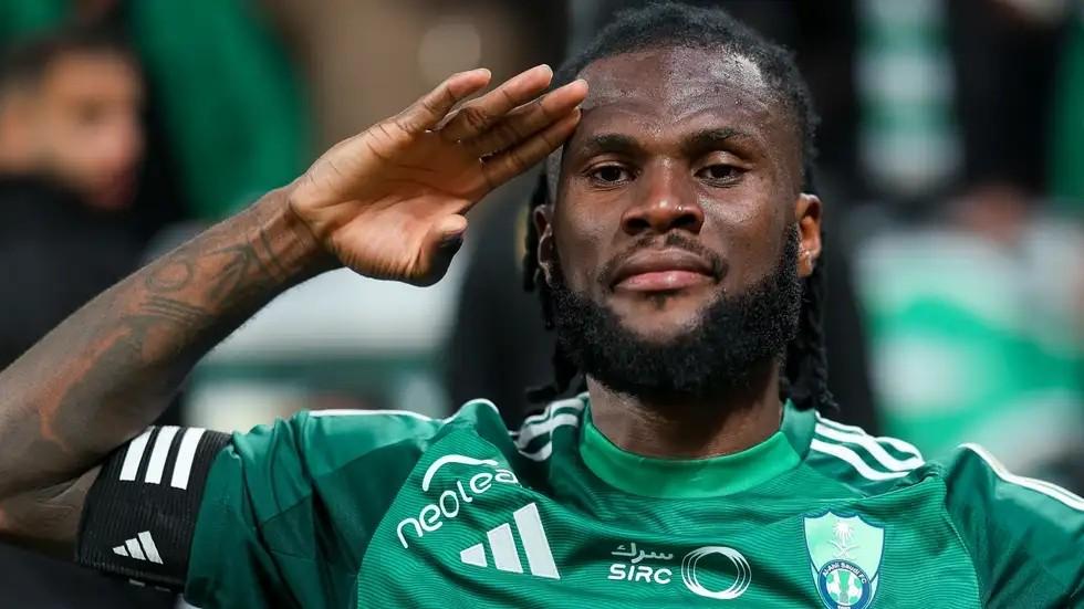 见义勇为，前国米主帅斯特拉马乔尼在假期救下两个溺水的女孩