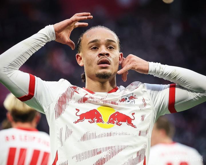 罗马诺：西莫斯预测麦克拉比将在今天的比赛中获胜，已经决定转投切尔西