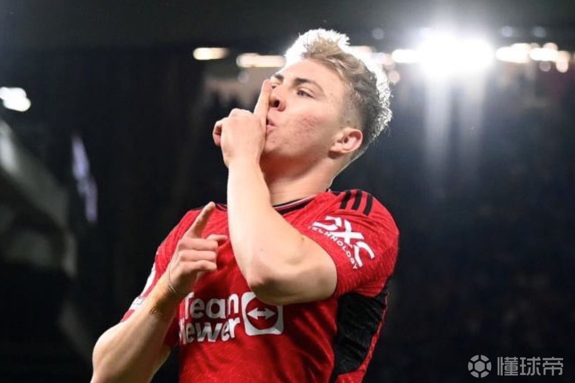 那不勒斯与曼联谈霍伊伦转会细节，4500万欧元租借买断或成定局