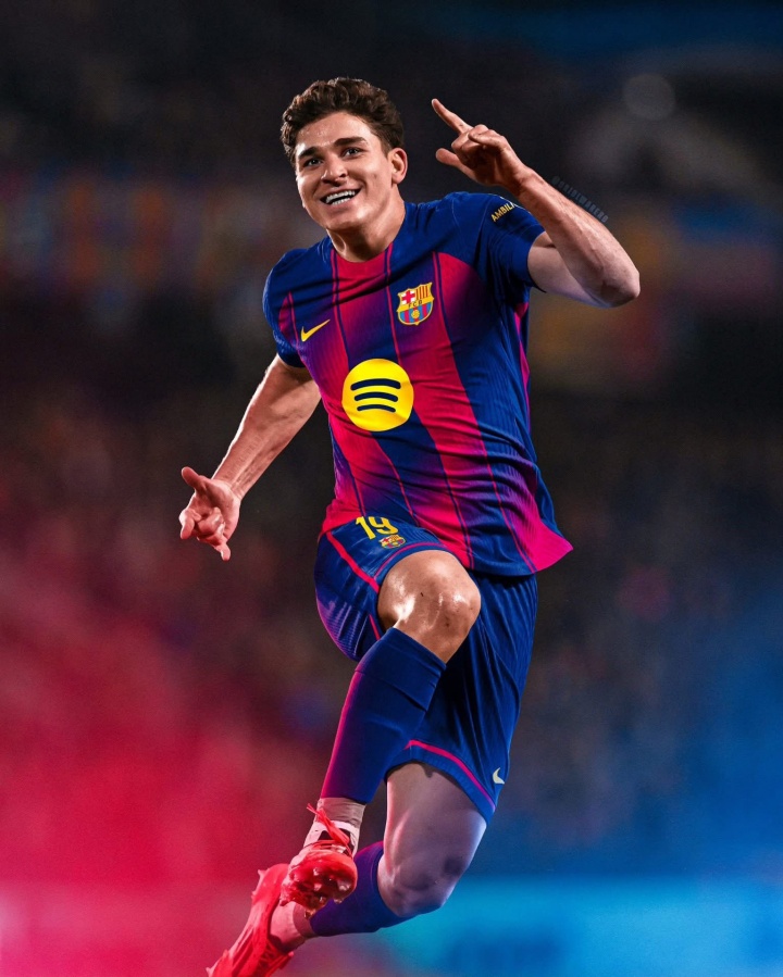 加拉塔萨雷前锋奥斯梅恩脚踝韧带拉伤，伤情成球队隐忧