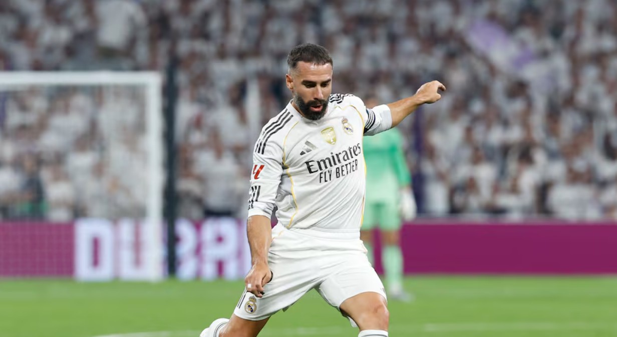 卡瓦哈尔强势归来，皇马边后卫的复出与新赛季展望