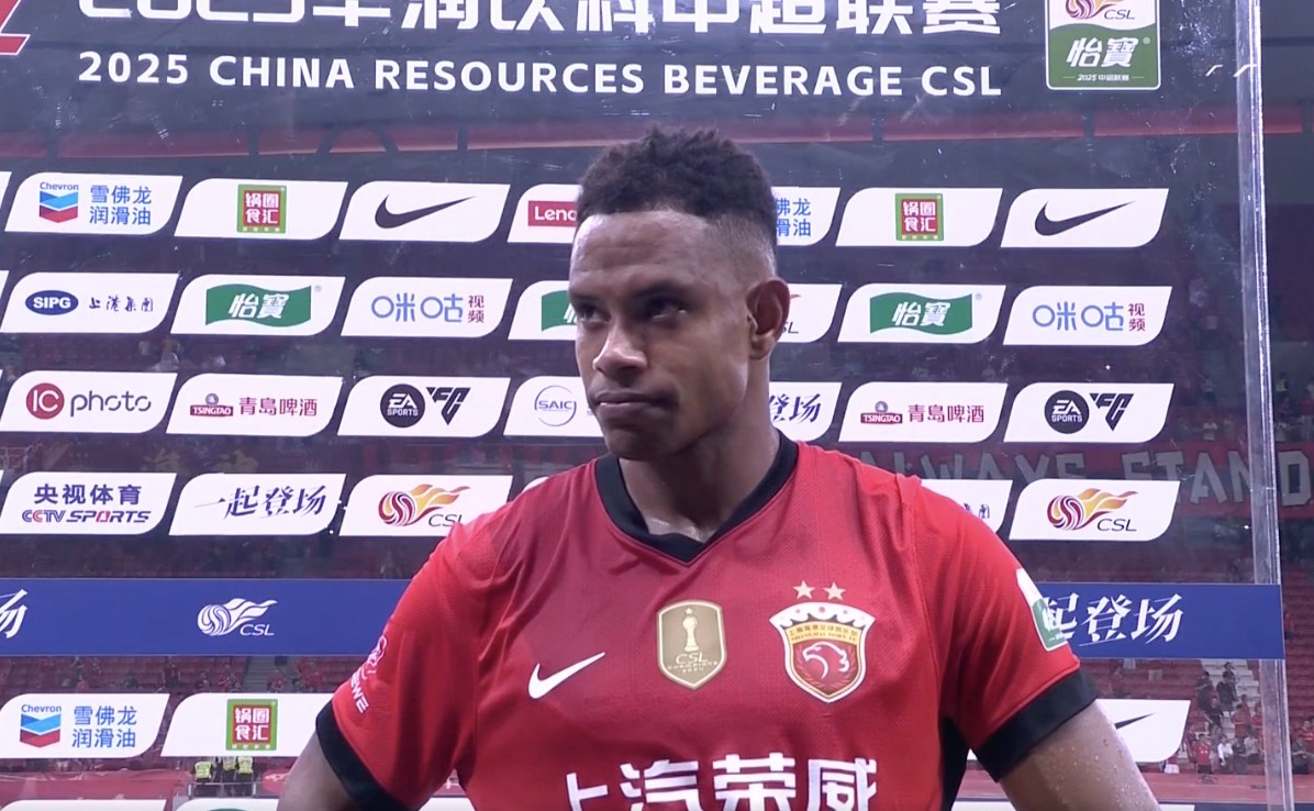 海港外援茹萨甜蜜爆料：上海生活全家上阵，打球之外也是带娃达人