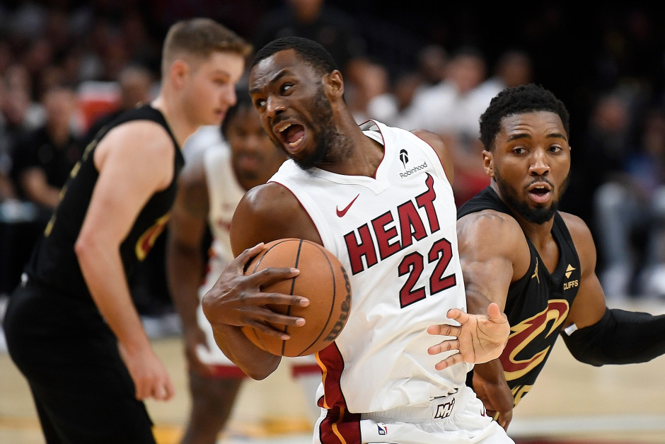 NBA新赛季前湖人与热火维金斯交易谈判再起，热火态度坚决