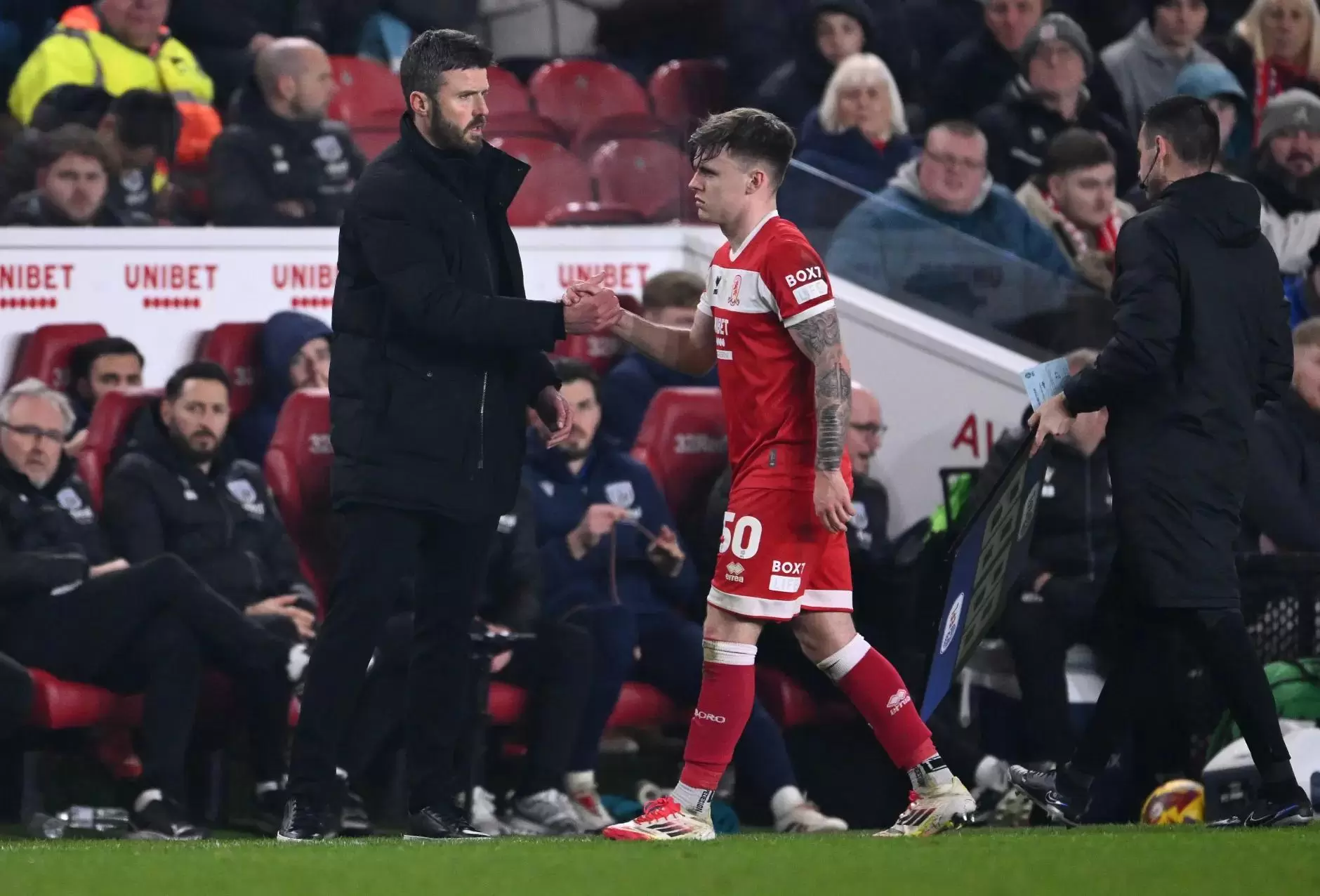 葡萄牙明星队慈善赛大胜世界明星队，娱乐多于竞技的“明星”秀能看吗