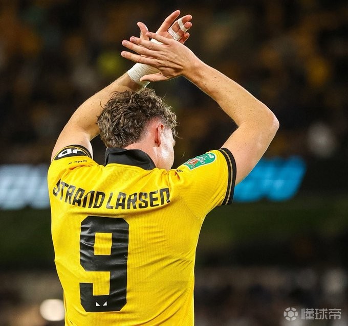 拉森与狼队续约至2030年，薪资大涨真有料还是炒作？