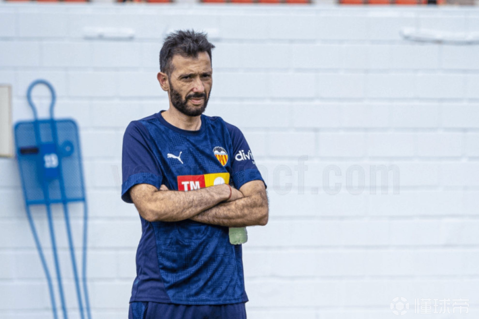 瓦伦西亚0比6惨败巴萨后主帅科尔伯朗的自我救赎与借口大戏